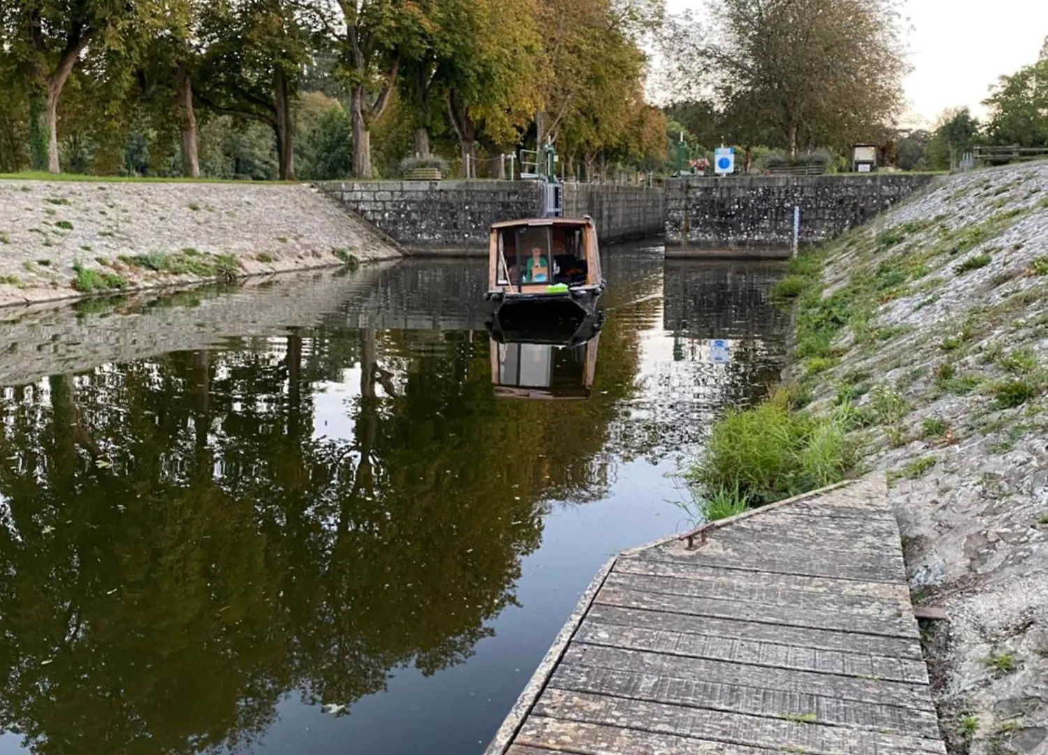 Patouillet Bateau Naviguant Hotel Saint-Vincent-sur-Oust